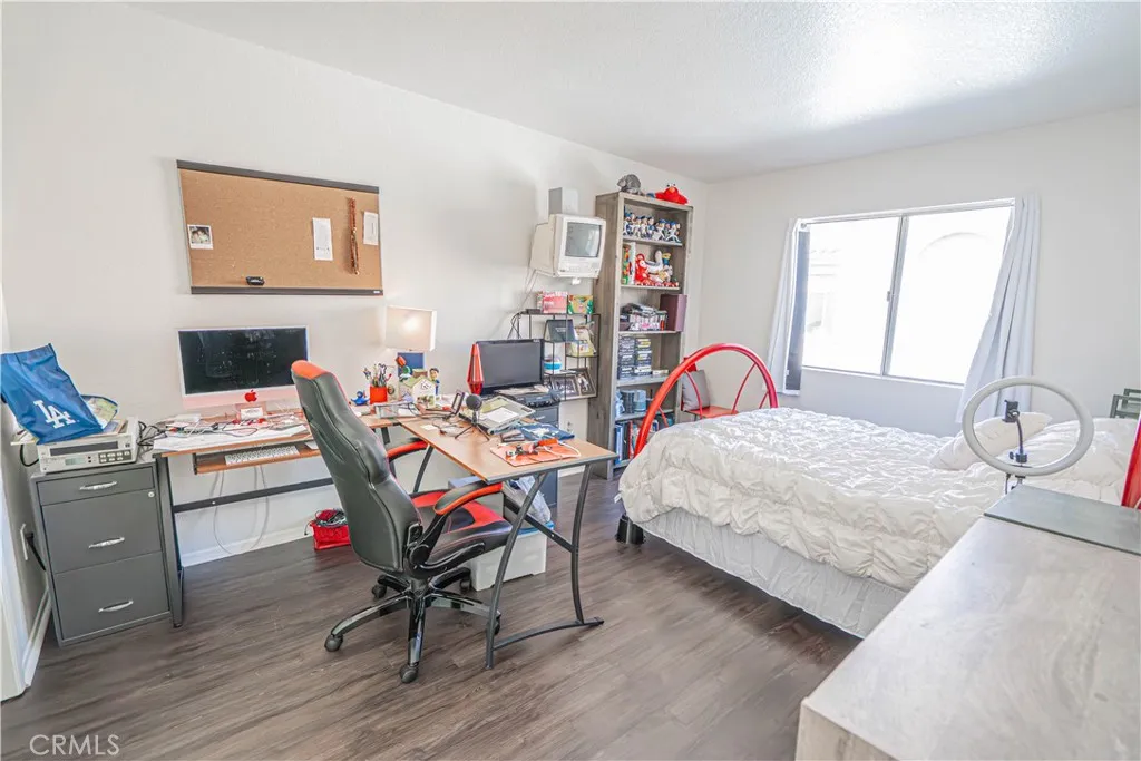 18834 Vista Del Canon, Newhall, California 91321 home-pic-14