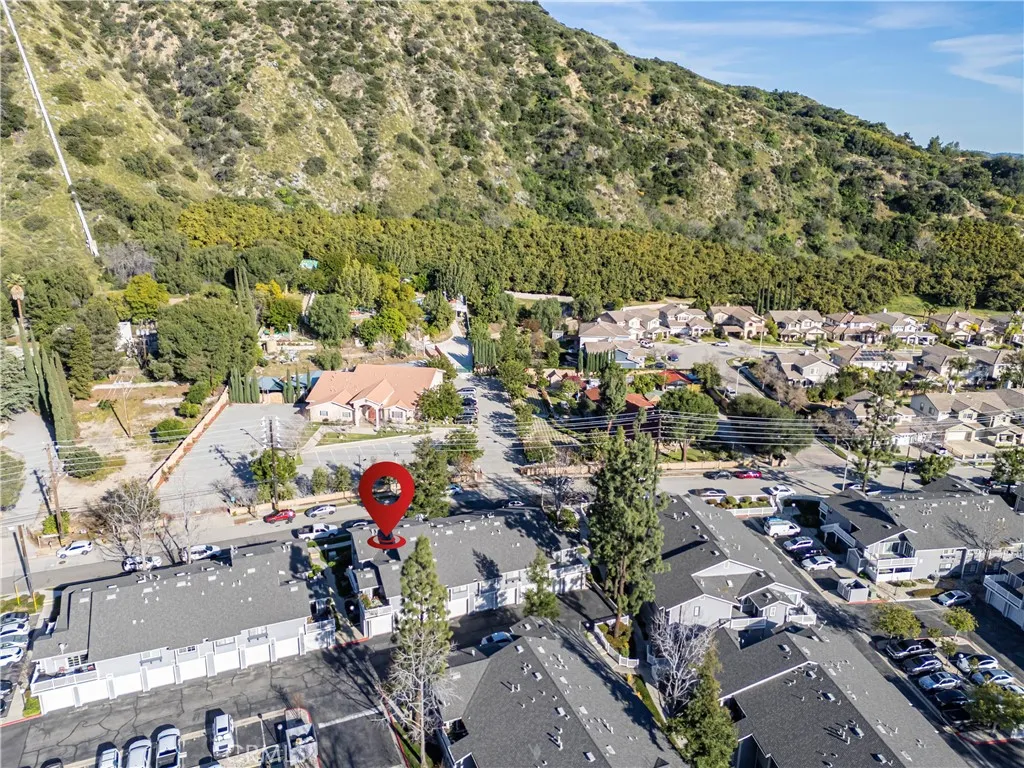 1774 Shady Oaks Court 116, Azusa, California 91702 home-pic-37