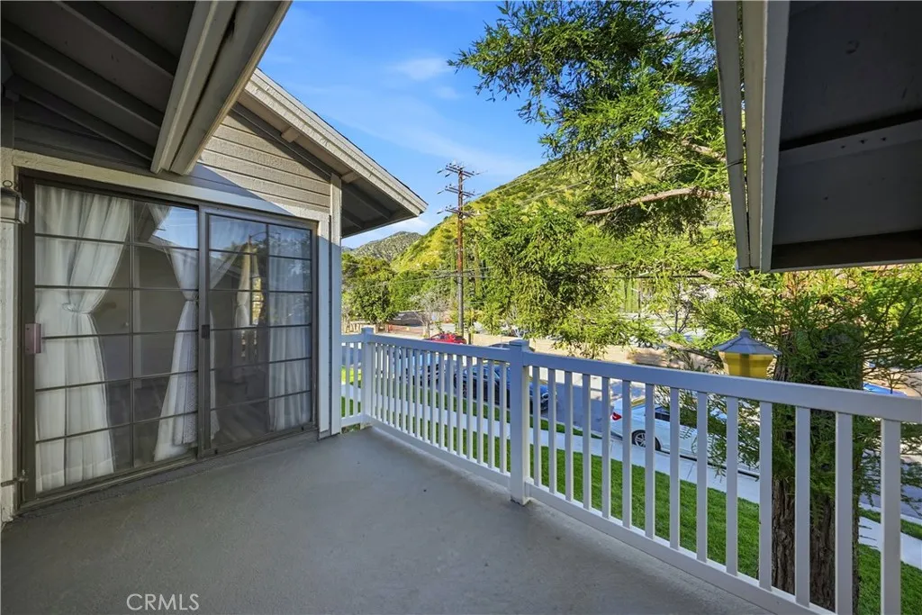 1774 Shady Oaks Court 116, Azusa, California 91702 home-pic-24