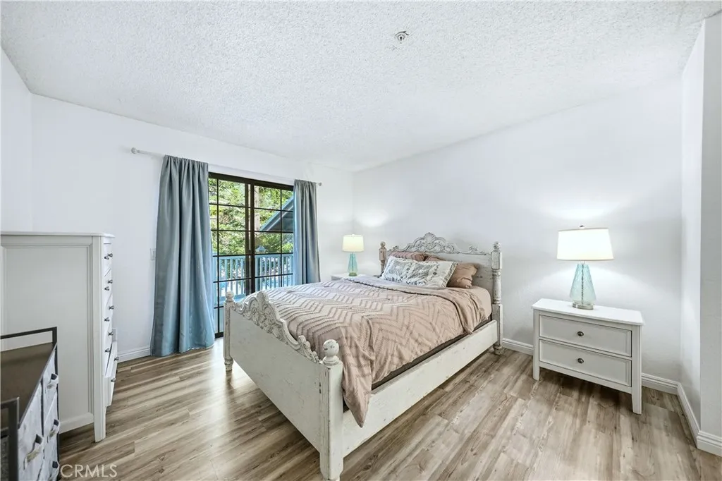 1774 Shady Oaks Court 116, Azusa, California 91702 home-pic-14