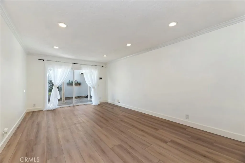 2170 S Euclid Street, Anaheim, California 92802 home-pic-10