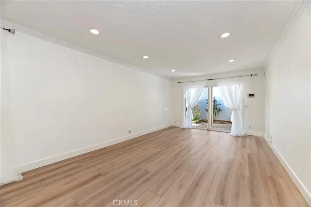 2170 S Euclid Street, Anaheim, California 92802 home-pic-11