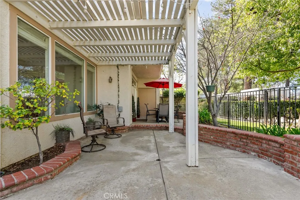 24436 Hampton Drive C, Valencia, California 91355 home-pic-45