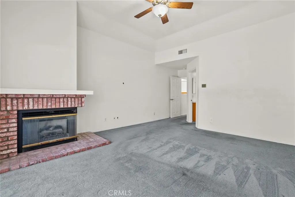 24436 Hampton Drive C, Valencia, California 91355 home-pic-30