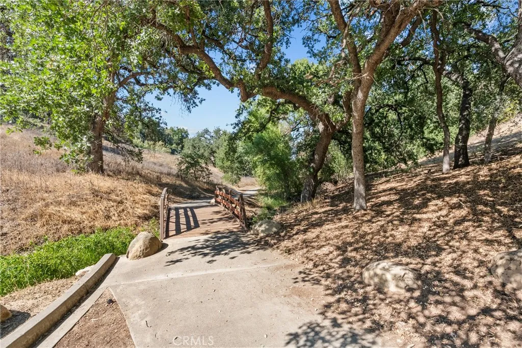 24436 Hampton Drive C, Valencia, California 91355 home-pic-64