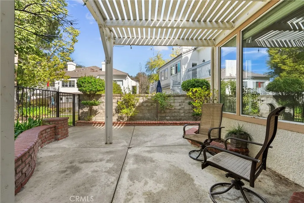 24436 Hampton Drive C, Valencia, California 91355 home-pic-43