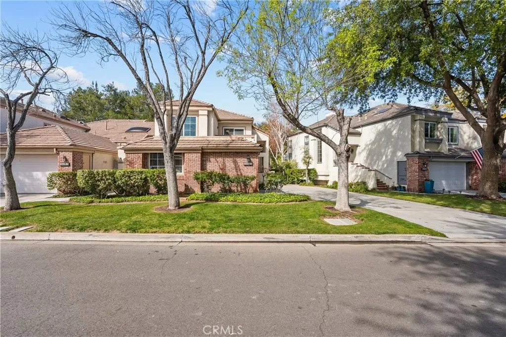 24436 Hampton Drive C, Valencia, California 91355 home-pic-55