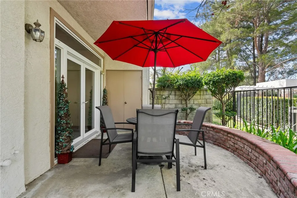 24436 Hampton Drive C, Valencia, California 91355 home-pic-42