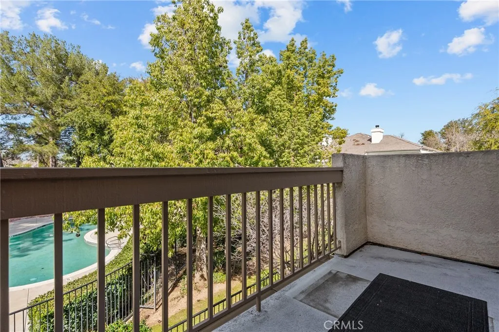 24436 Hampton Drive C, Valencia, California 91355 home-pic-34