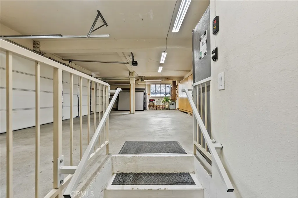 24436 Hampton Drive C, Valencia, California 91355 home-pic-46