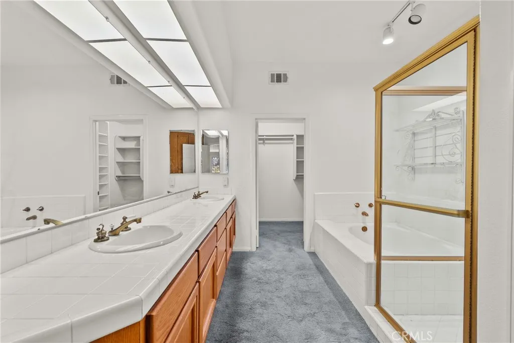 24436 Hampton Drive C, Valencia, California 91355 home-pic-36