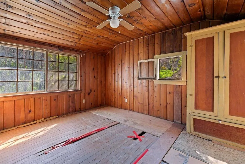 31500 Lake Shore Drive, Redlands, California 92373 home-pic-17