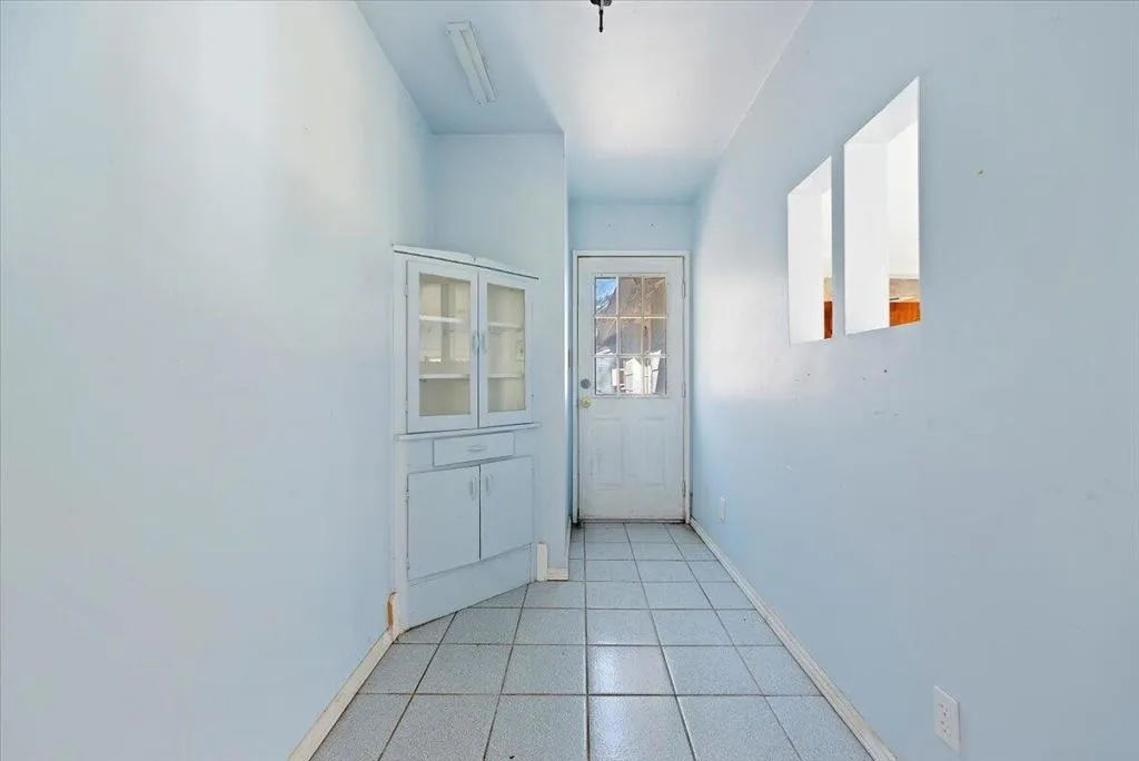 31500 Lake Shore Drive, Redlands, California 92373 home-pic-16