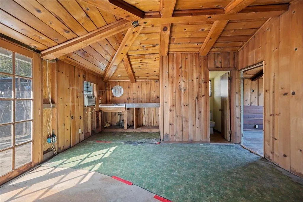 31500 Lake Shore Drive, Redlands, California 92373 home-pic-13
