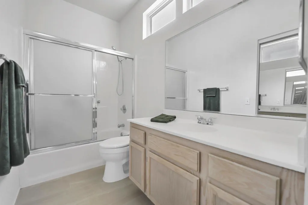 28 PRIMARY BATH