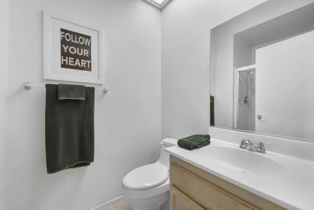 36 HALL BATH