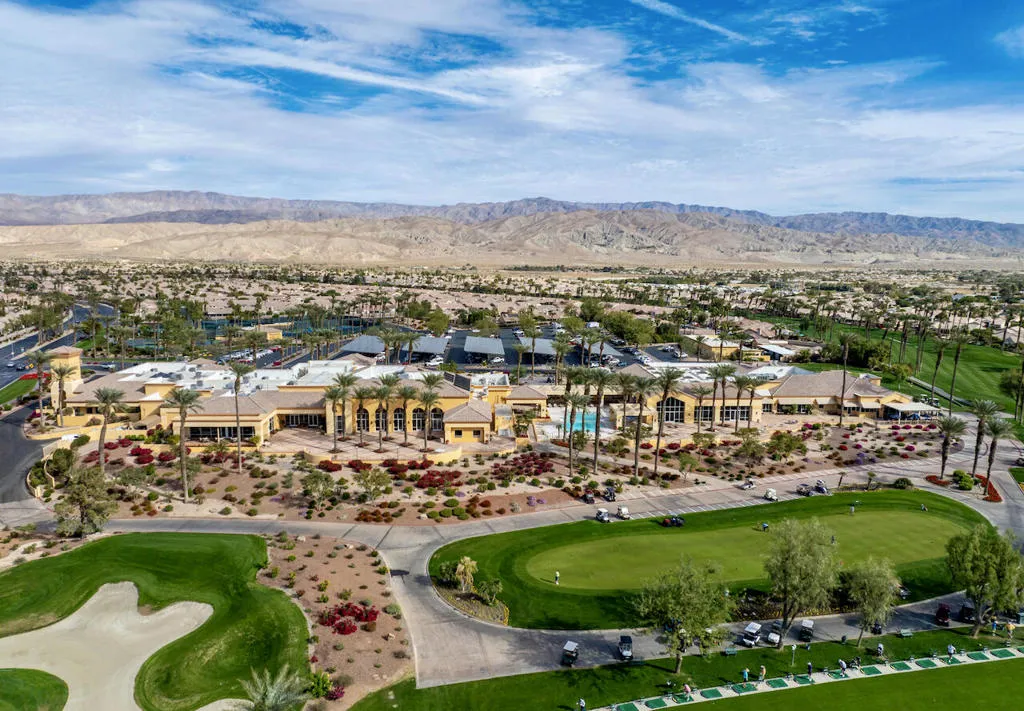 52 SUN CITY PALM DESERT