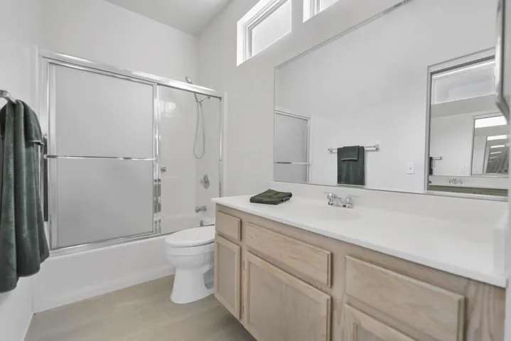 28 PRIMARY BATH