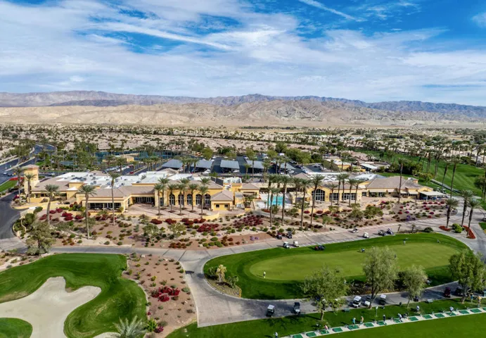 52 SUN CITY PALM DESERT