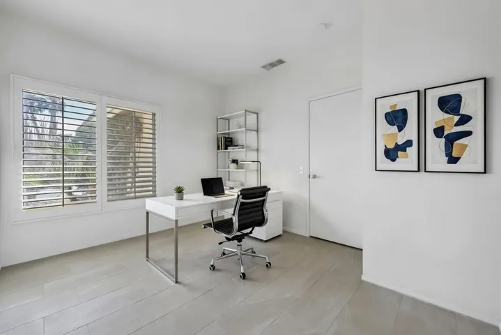 30 DEN : 2ND BEDROOM