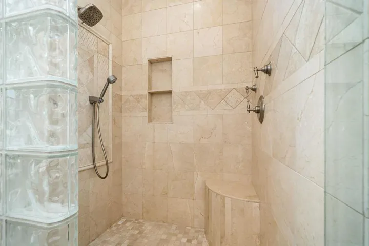 43-web-or-mls-JSBonita_OPMG_0226_043