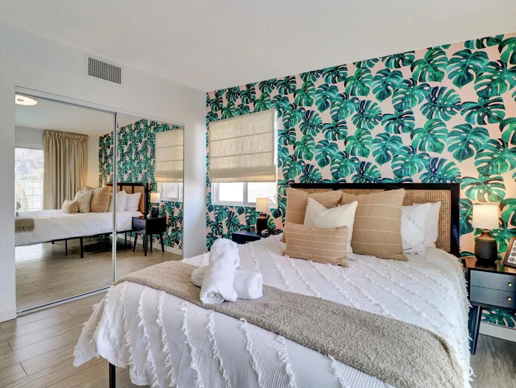 77370 Miles Avenue, Indian Wells, California 92210 home-pic-34