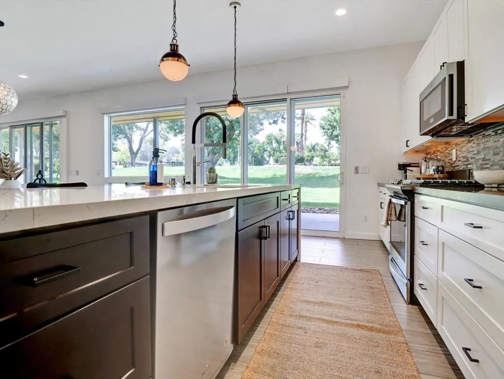 77370 Miles Avenue, Indian Wells, California 92210 home-pic-21