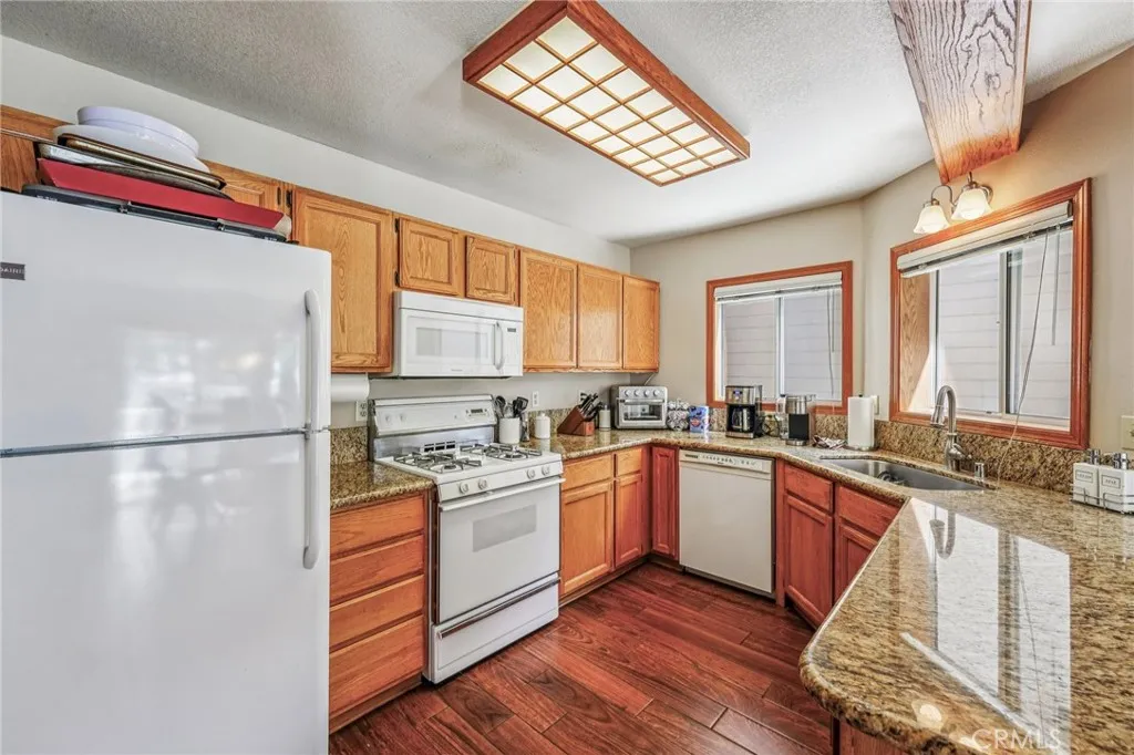 38916 Willow Landing, Big Bear Lake, California 92315 home-pic-20