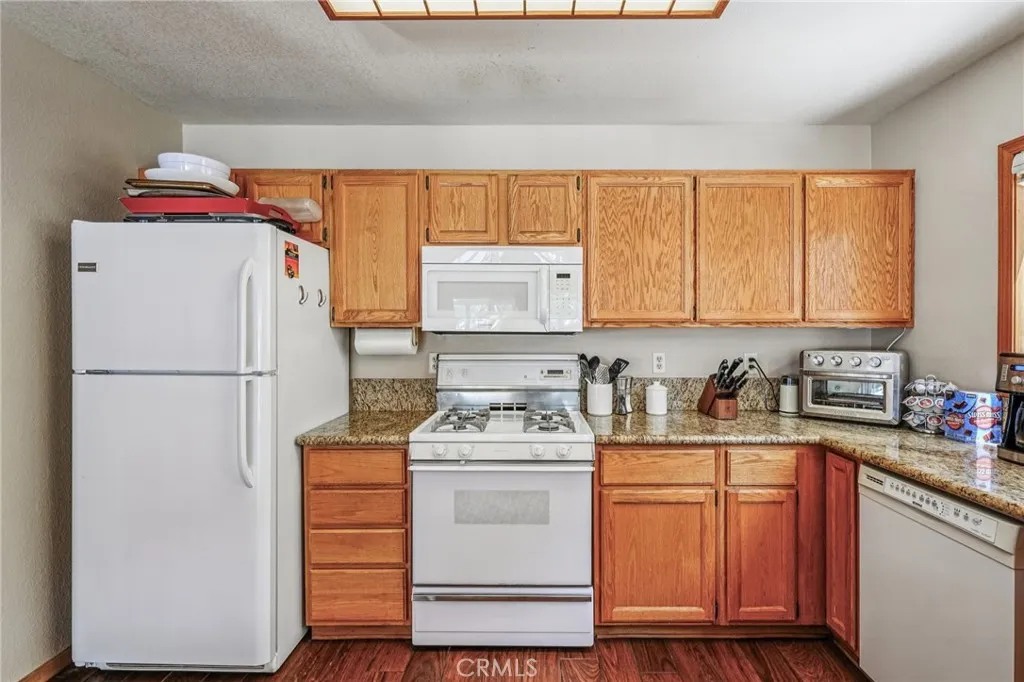 38916 Willow Landing, Big Bear Lake, California 92315 home-pic-19