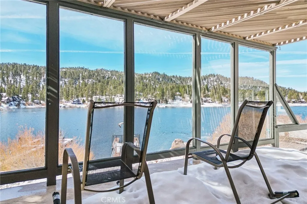 38916 Willow Landing, Big Bear Lake, California 92315 home-pic-2