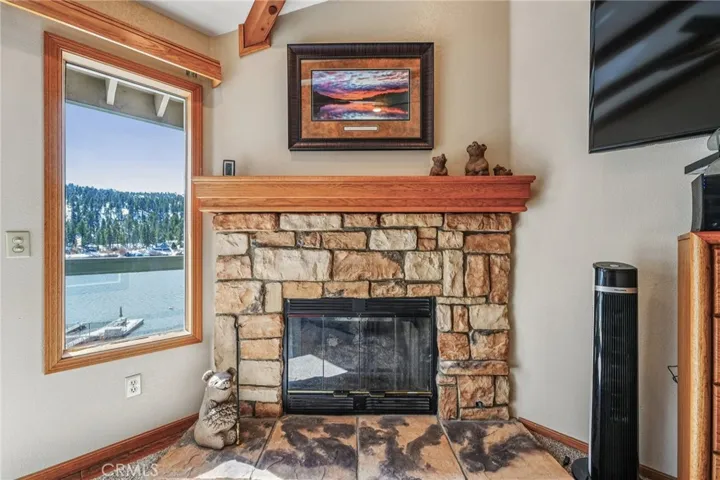 38916 Willow Landing, Big Bear Lake, California 92315