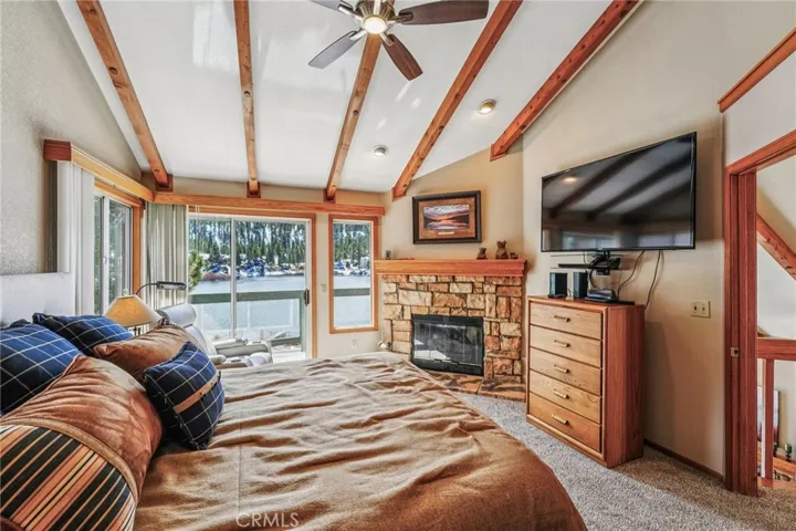 38916 Willow Landing, Big Bear Lake, California 92315
