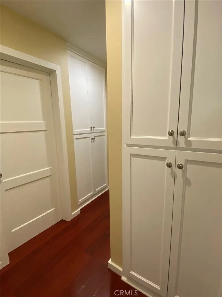 4101 W National, Burbank, California 91505 home-pic-8
