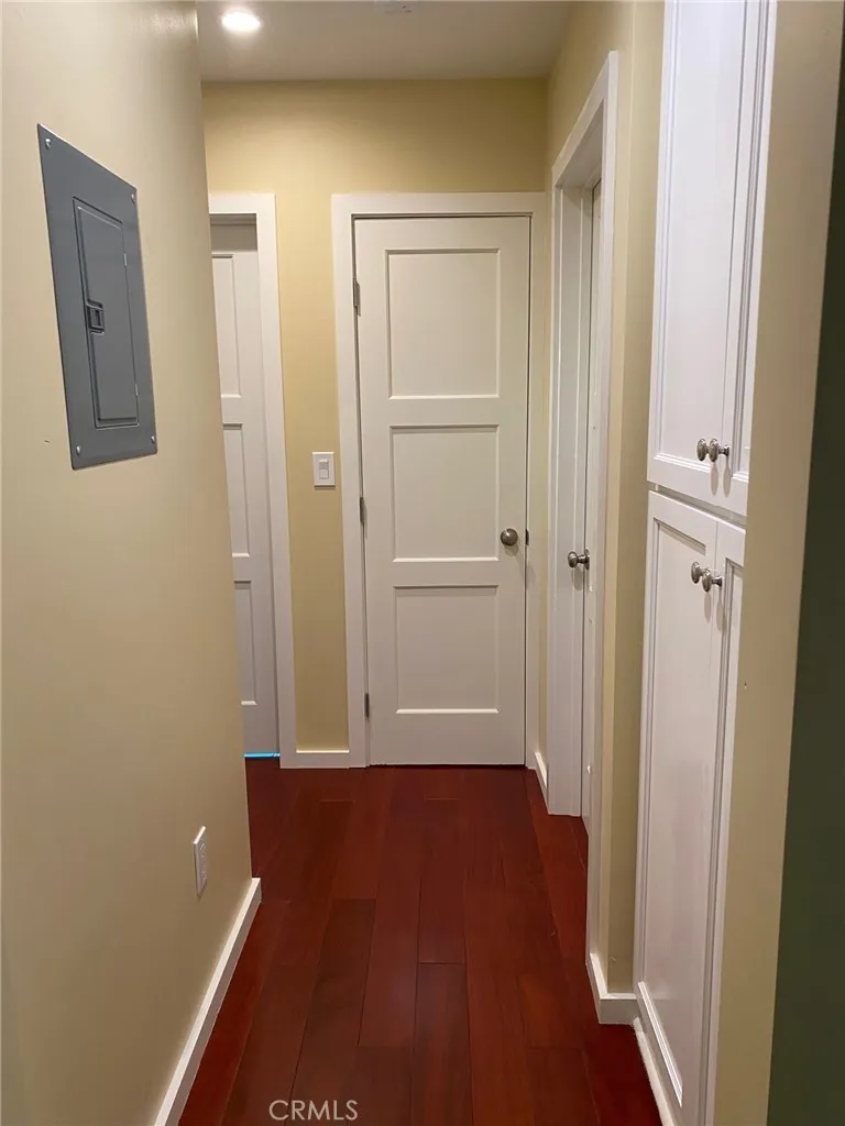4101 W National, Burbank, California 91505 home-pic-5