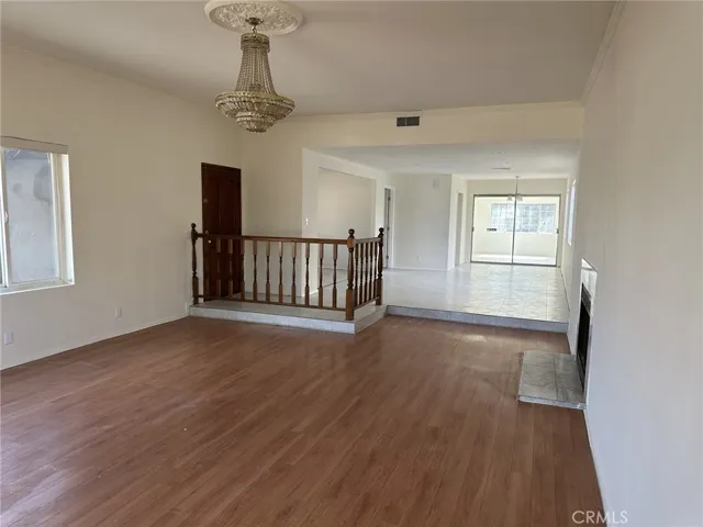 6443 Longridge, Van Nuys, California 91401