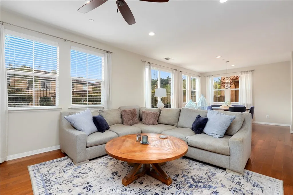 41 Via Huelva, San Clemente, California 92673 home-pic-4
