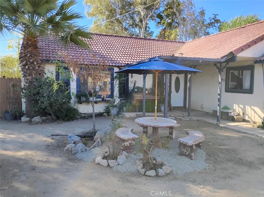 591 W 3rd, Perris, California 92570 home-pic-1