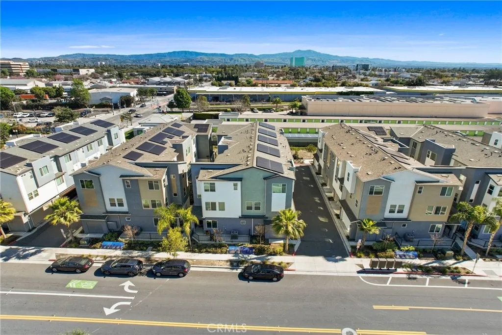 319 N Standard, Santa Ana, California 92701 home-pic-22