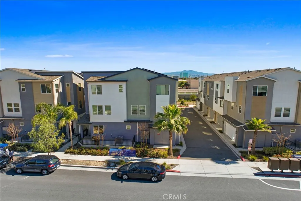 319 N Standard, Santa Ana, California 92701 home-pic-27
