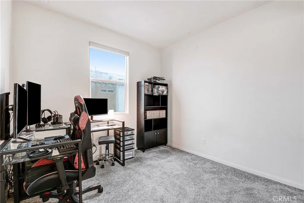 319 N Standard, Santa Ana, California 92701 home-pic-16