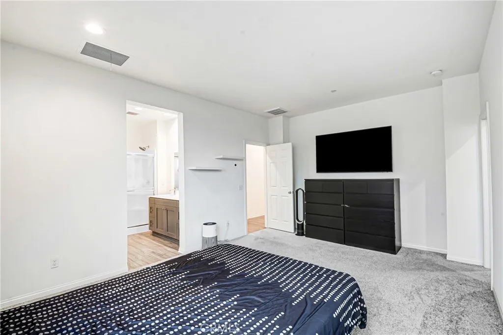 319 N Standard, Santa Ana, California 92701 home-pic-14