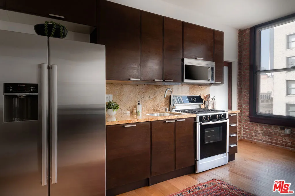 460 S Spring Street 1015, Los Angeles, California 90013 home-pic-6