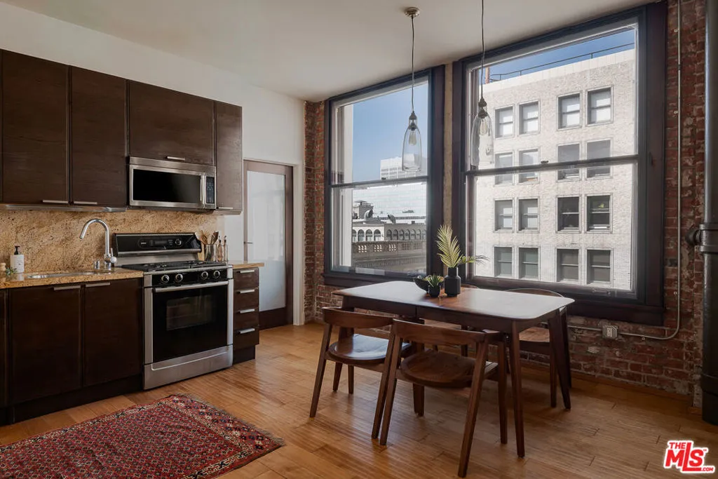 460 S Spring Street 1015, Los Angeles, California 90013 home-pic-15
