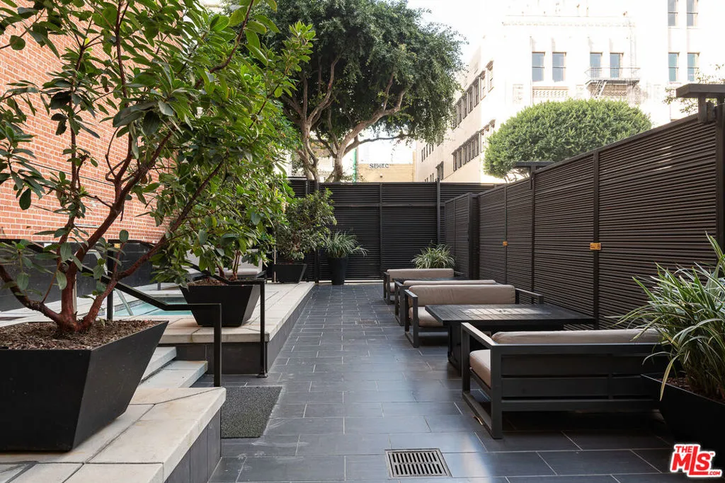 460 S Spring Street 1015, Los Angeles, California 90013 home-pic-49