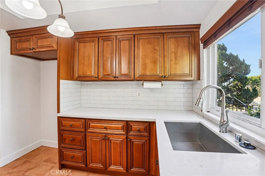 5235 Andalucia Court, Whittier, California 90601 home-pic-7