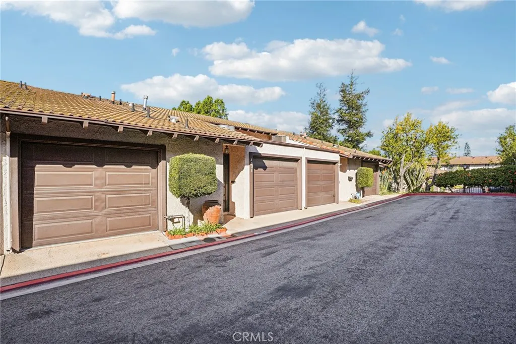 5235 Andalucia Court, Whittier, California 90601 home-pic-36