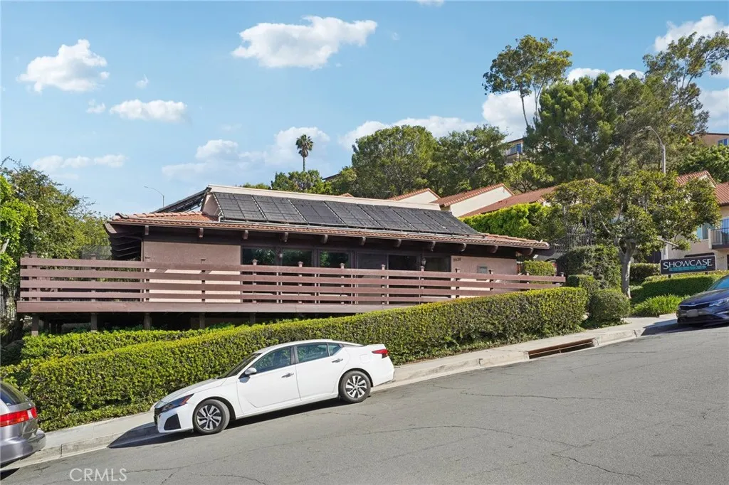 5235 Andalucia Court, Whittier, California 90601 home-pic-37