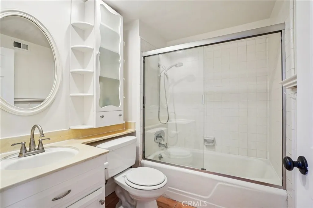 5235 Andalucia Court, Whittier, California 90601 home-pic-16