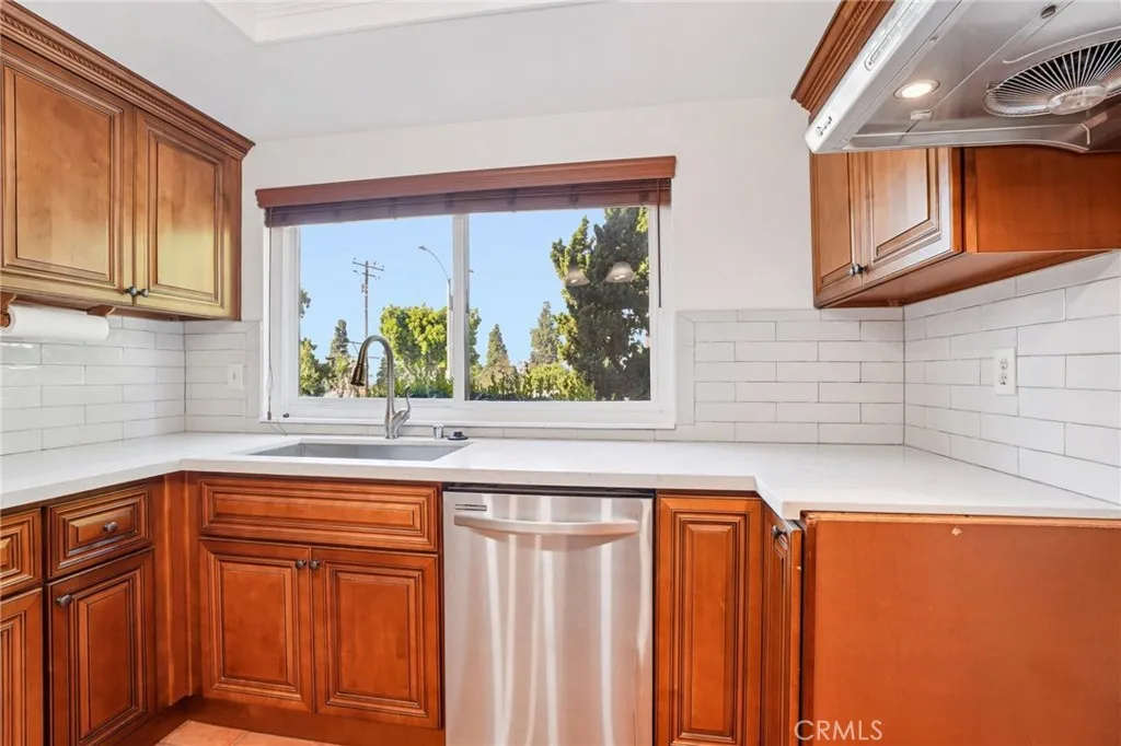 5235 Andalucia Court, Whittier, California 90601 home-pic-8