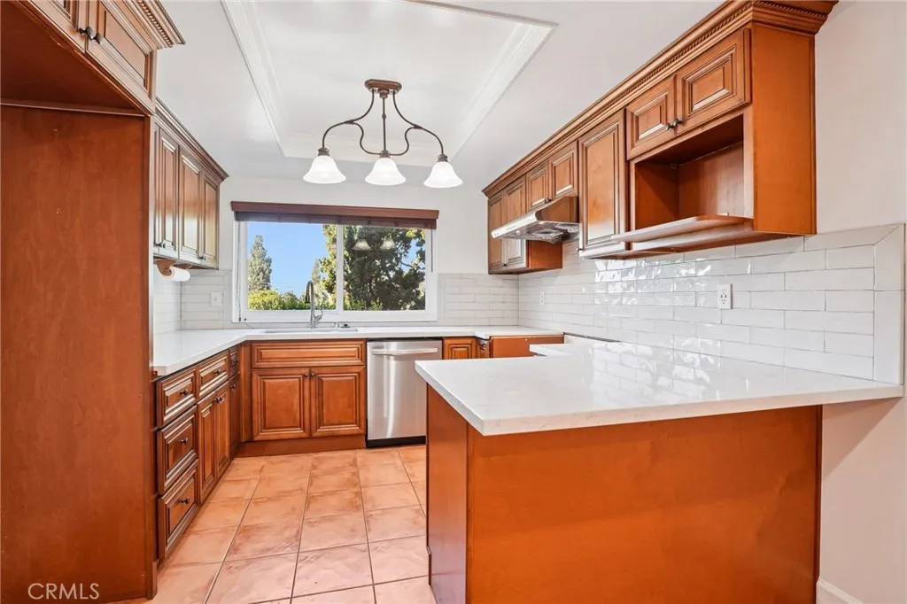 5235 Andalucia Court, Whittier, California 90601 home-pic-6